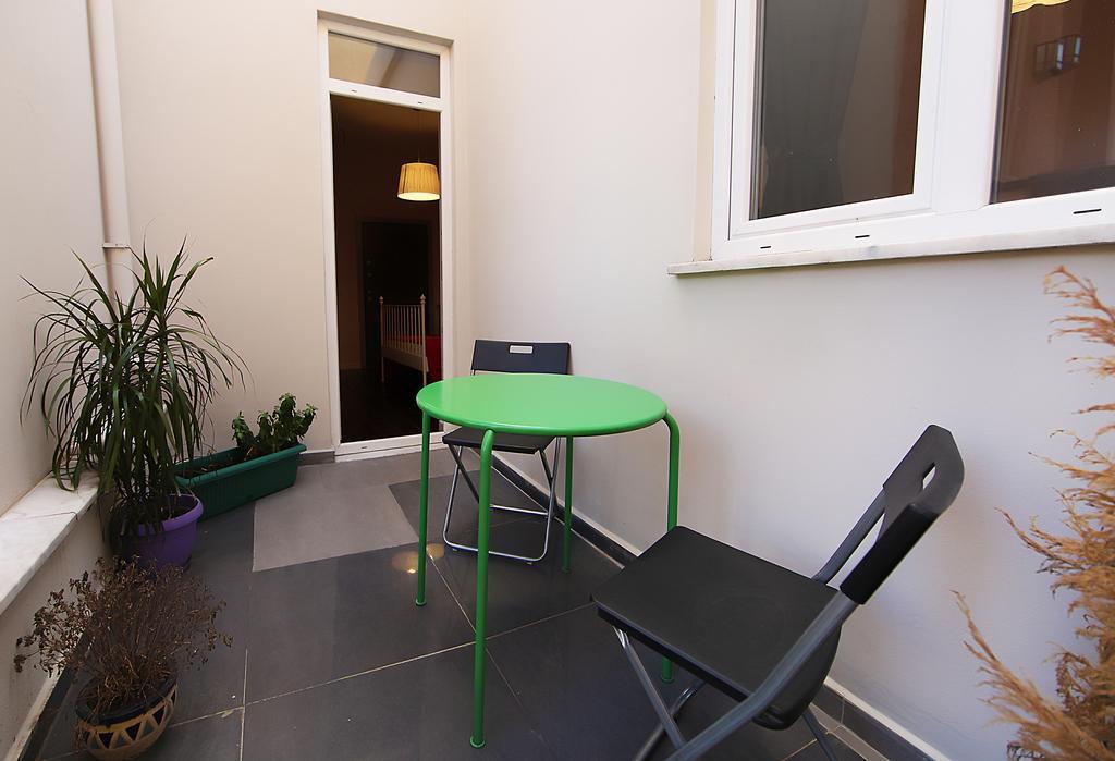 35 Tam Apart Istanbul Exterior photo